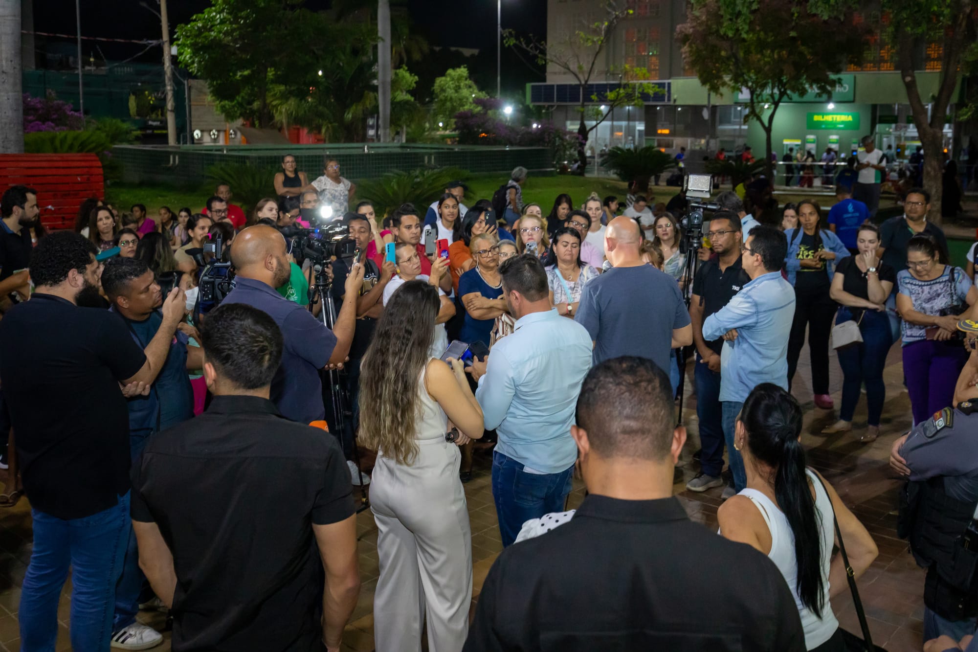 Profissionais da saúde de Cuiabá declaram ‘estado de greve’ contra possível corte na insalubridade