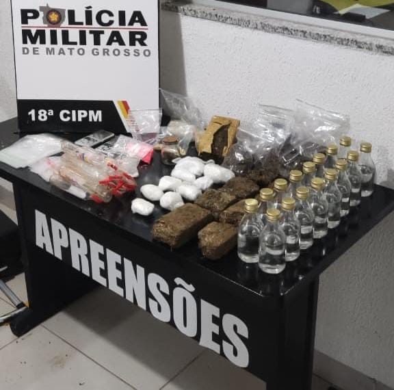 PM detém adolescente por tráfico de drogas e apreende entorpecentes