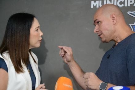 “Você está mentindo”: Maysa invade coletiva após Abilio citar repasse de R$ 4 milhões ao Instituto Lírios; VEJA O VÍDEO