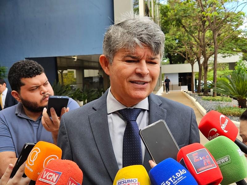 “Eles não querem investigação”, diz Medeiros ao acusar Governo Lula de proteger Banco Master