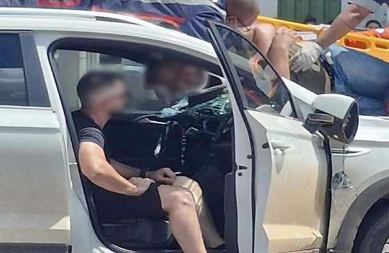 “Atravessou o para-brisa”, relatam testemunhas após grave colisão em Rondonópolis