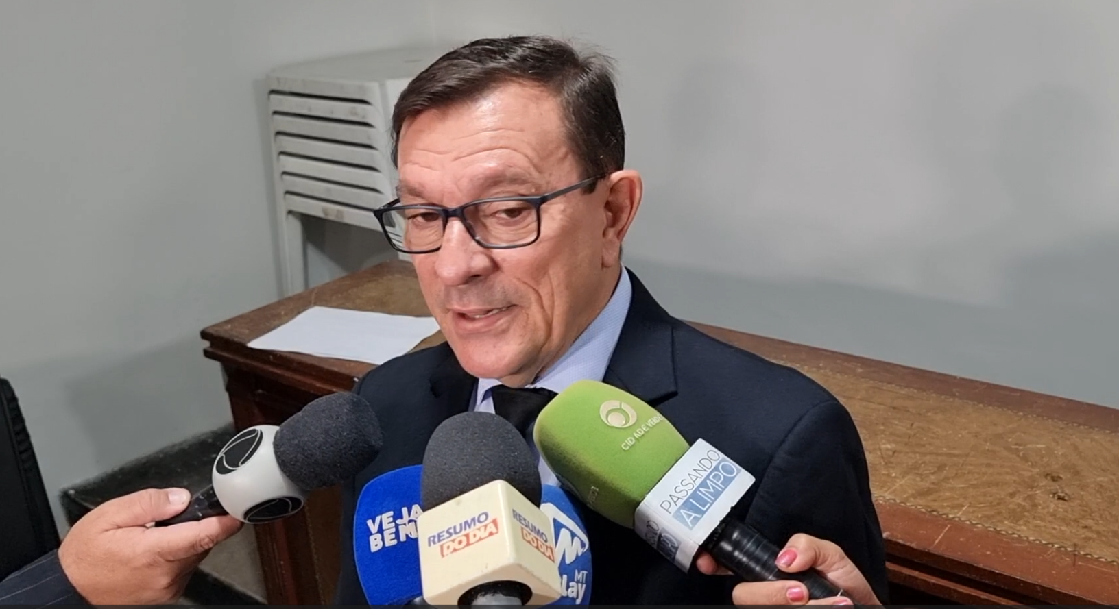 “É revoltante”, diz Vereador após criminosos furta cabos em escola de Cuiabá