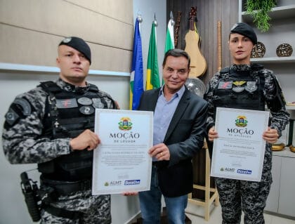 “Estamos homenageando dois herói”, afirma Deputado ao entregar moções a policiais militares