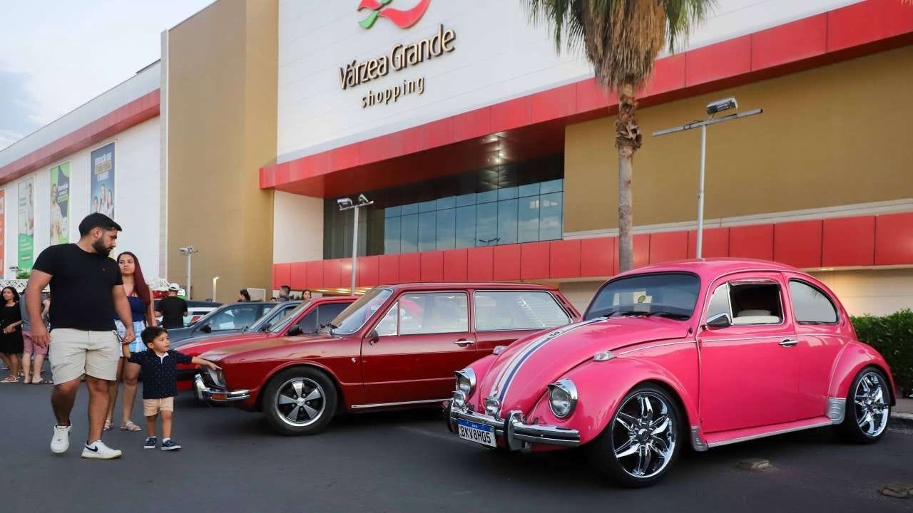 Circuito Clássicos em Movimento estreia em Várzea Grande com 200 carros antigos