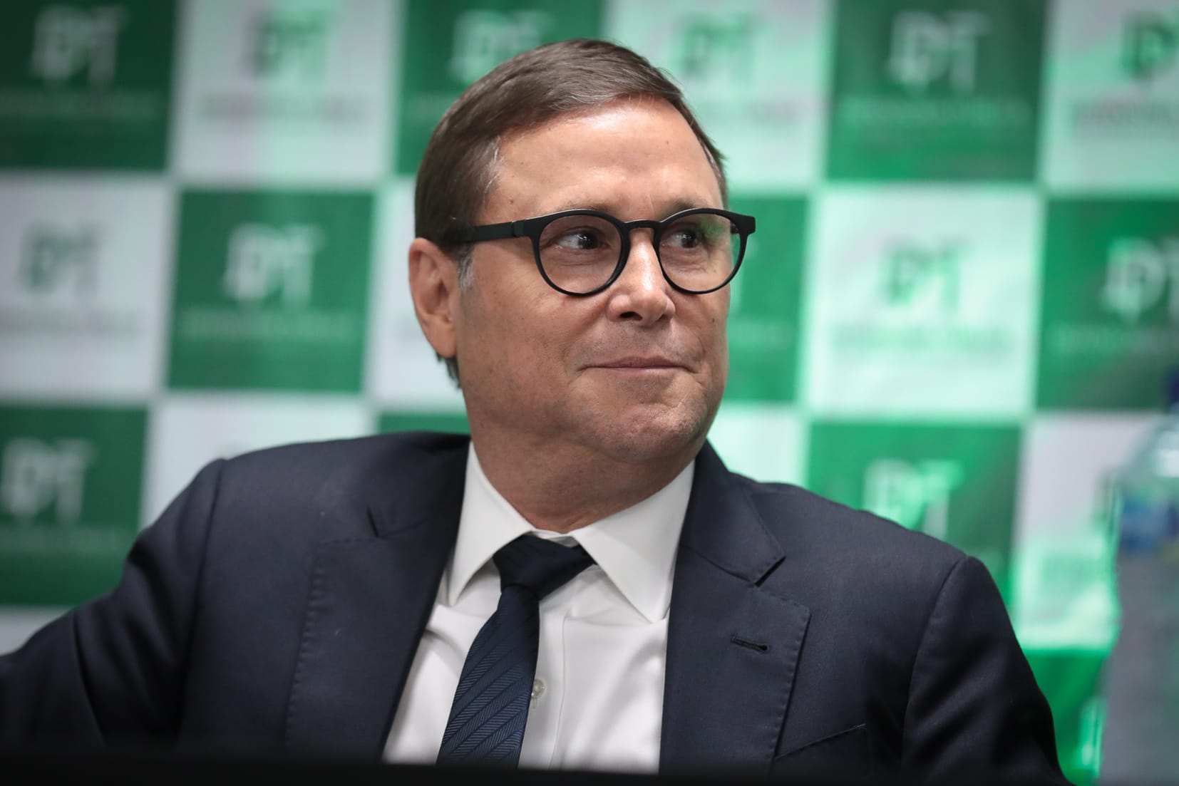 PSD aciona Mauro Carvalho na Justica por “pesquisa fictícia” para favorecer Pivetta