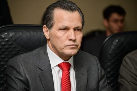 Silval e mais sete vão responder ação por suposto caixa dois na campanha ao Governo de MT