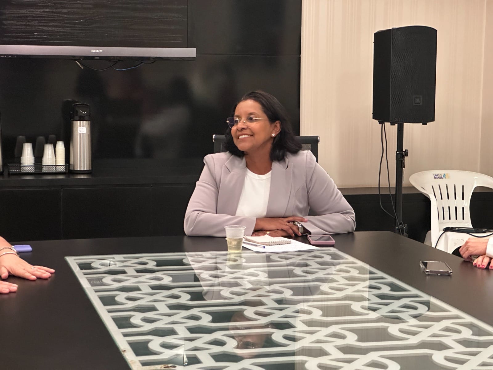 'Quem veio de onde eu vim não desperdiça porta aberta', diz Gisela sobre trajetória em encontro de mulheres