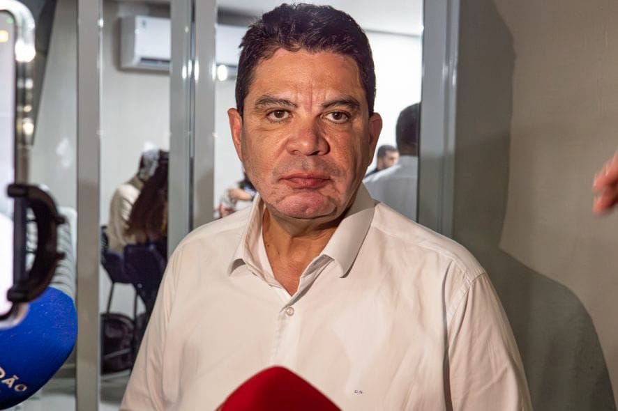 “Acredito que sim”, diz Cidinho sobre almoço para campanha de Flávio