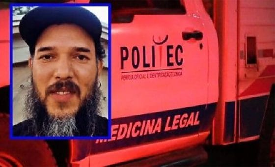 Tatuador morre após bater motocicleta contra árvore caída na BR-158