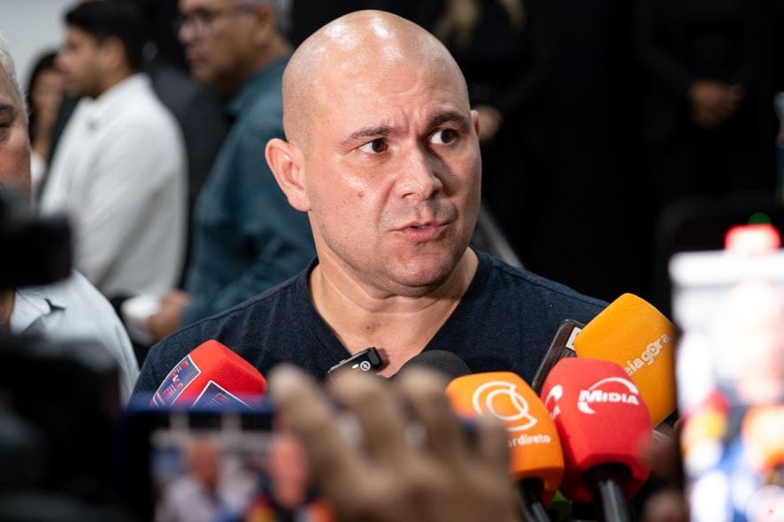 "O MDB tem três ministérios com Lula", diz Prefeito ao criticar aliança do partido com o PL em MT; VEJA VÍDEO
