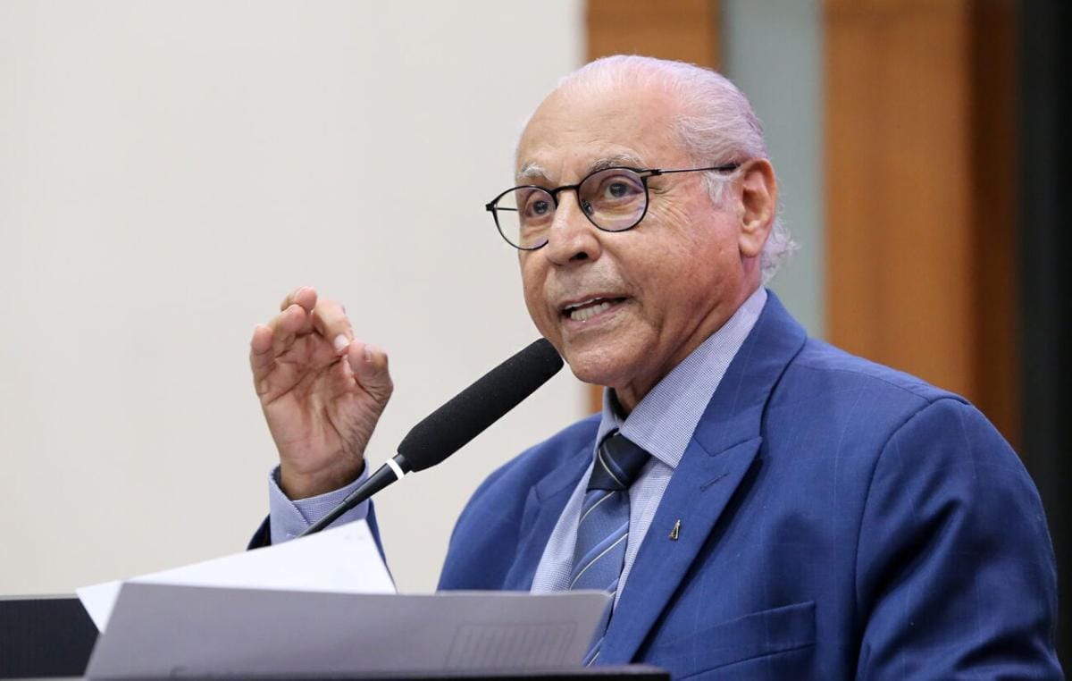 “Na pressa da precipitação”, diz Deputado sobre ata que confirmou Gisela como vice