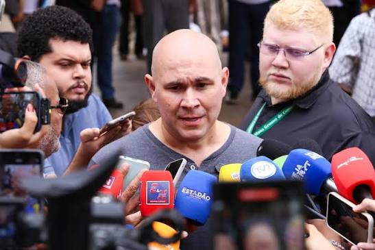Abilio afirma: “Nós vamos retirar três radares aqui do centro e levar para o Contorno Leste”