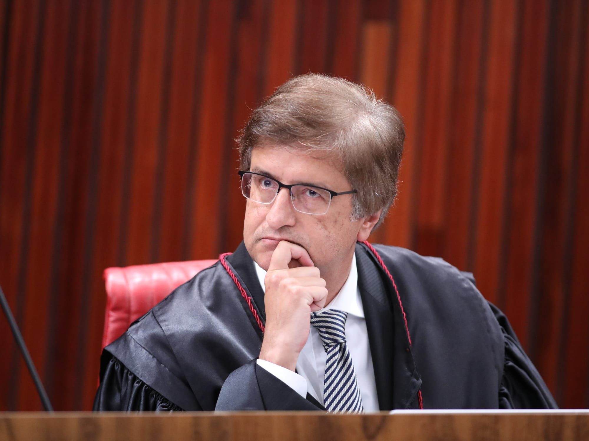 “Não tenho relação de amizade alguma”, diz Gonet ao negar vínculo com Vorcaro