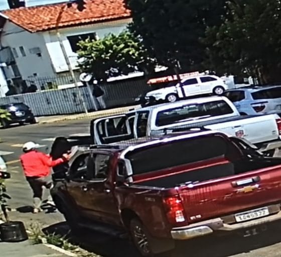 PM prende dois suspeitos de sequestrar mulher em Amarok