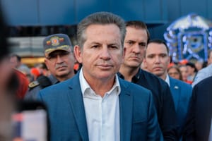 Mauro Mendes lamenta mortes no RJ, elogia Claudio Castro e defende endurecimento contra o crime organizado no Brasil