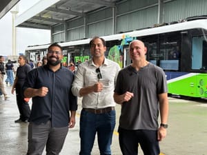 Prefeito de Cuiabá participa da inauguração do BUD no Paraná