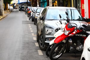 Cuiabá proíbe valor mínimo no Pix do estacionamento rotativo e assegura reembolso imediato