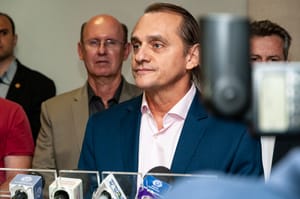 “Mais de 50 mil alunos precisam de atendimento especializado na rede estadual”, afirma Deputado