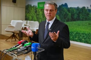 “Produtor está sendo sufocado”, diz Aprosoja ao cobrar Ministro por falhas no Plano Safra