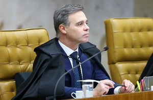 “Medida pode gerar impactos no sistema financeiro”, afirma Ministro ao restabelecer consignados