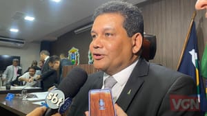 “Não venha usar palanque”, diz presidente da Câmara a Vereador durante sessão; VEJA O VÍDEO