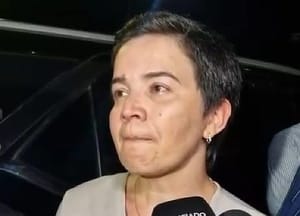 “Não consegui nem chegar perto”, diz secretária ao acompanhar incêndio que destruiu barracão da Educação; VEJA VÍDEO