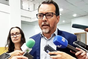 Lúdio diz que Flávio Bolsonaro deveria aproveitar evento religioso para “pedir perdão”; VEJA VÍDEO