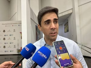 Alan Porto sai em defesa de Amauri Monge e rebate críticas sobre compra de livros na Educação de Cuiabá