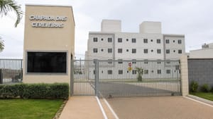 Moradora processa MRV por propaganda enganosa após receber apartamento sem piso