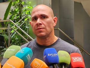 Brunini diz que "ninguém ganhou e ninguém perdeu" na disputa pela Câmara e ironiza: "Parece a Dilma"; VEJA VÍDEO