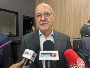 "Meninas precisam conquistar a liberdade por meio do trabalho", diz Governador ao anunciar nova estratégia contra feminicídios