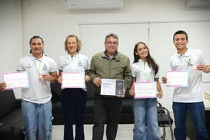 Equipe Eletrocutados conquista bolsa de iniciação científica em Olimpíada Brasileira de Sociologia