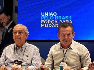 "Documento vale o quê? Vale o resultado da convenção", diz Mauro Mendes sobre impugnação de Júlio Campos