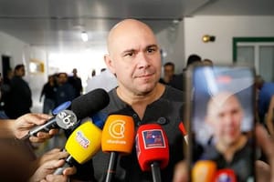 Prefeito minimiza racha entre Michelle e Flávio: "A direita não vai votar num mala por qualquer discussãozinha"