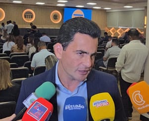 "Ninguém tem vaga cativa", diz Fábio Garcia sobre disputa no União Brasil; VEJA VÍDEO