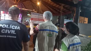 Restaurante é interditado pela terceira vez após funcionar mesmo com ordem de fechamento; VEJA VÍDEO