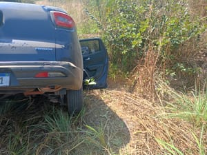 PM recupera Toro roubada após cerco com helicóptero no Contorno Leste; VEJA VÍDEO