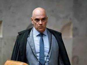 “Pedido de vista” de Dino interrompe análise sobre possível investigação de Moraes no STF