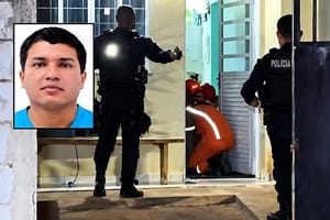 Sargento da Marinha é morto com diversos tiros dentro de casa