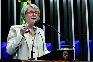 Margareth Buzetti diz que ministros do STF tentam “blindar” Alexandre de Moraes